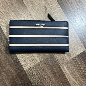 Kate Spade New York Cameron bifold Wallet with Navy and white Stripes